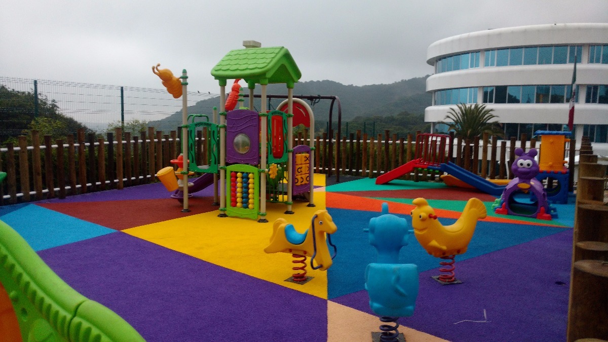 piso-de-caucho-para-areas-de-juegos-infantiles